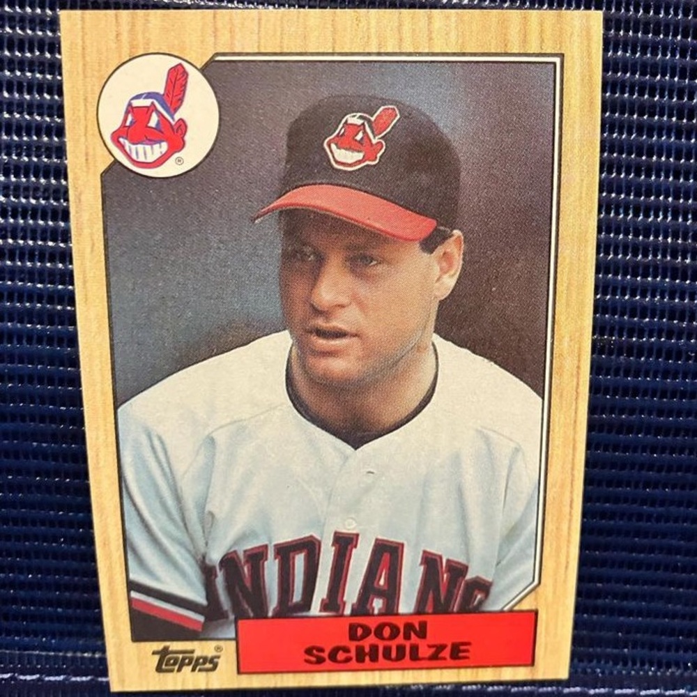 Vintage Baseball card Don Schulze (pitcher)